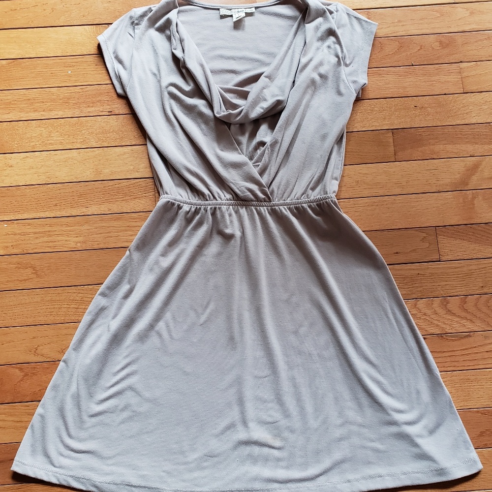 derek heart ❤ tan dress